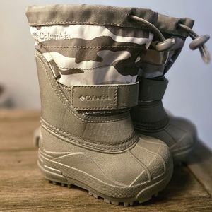 Columbia Toddler winter boots sz.6